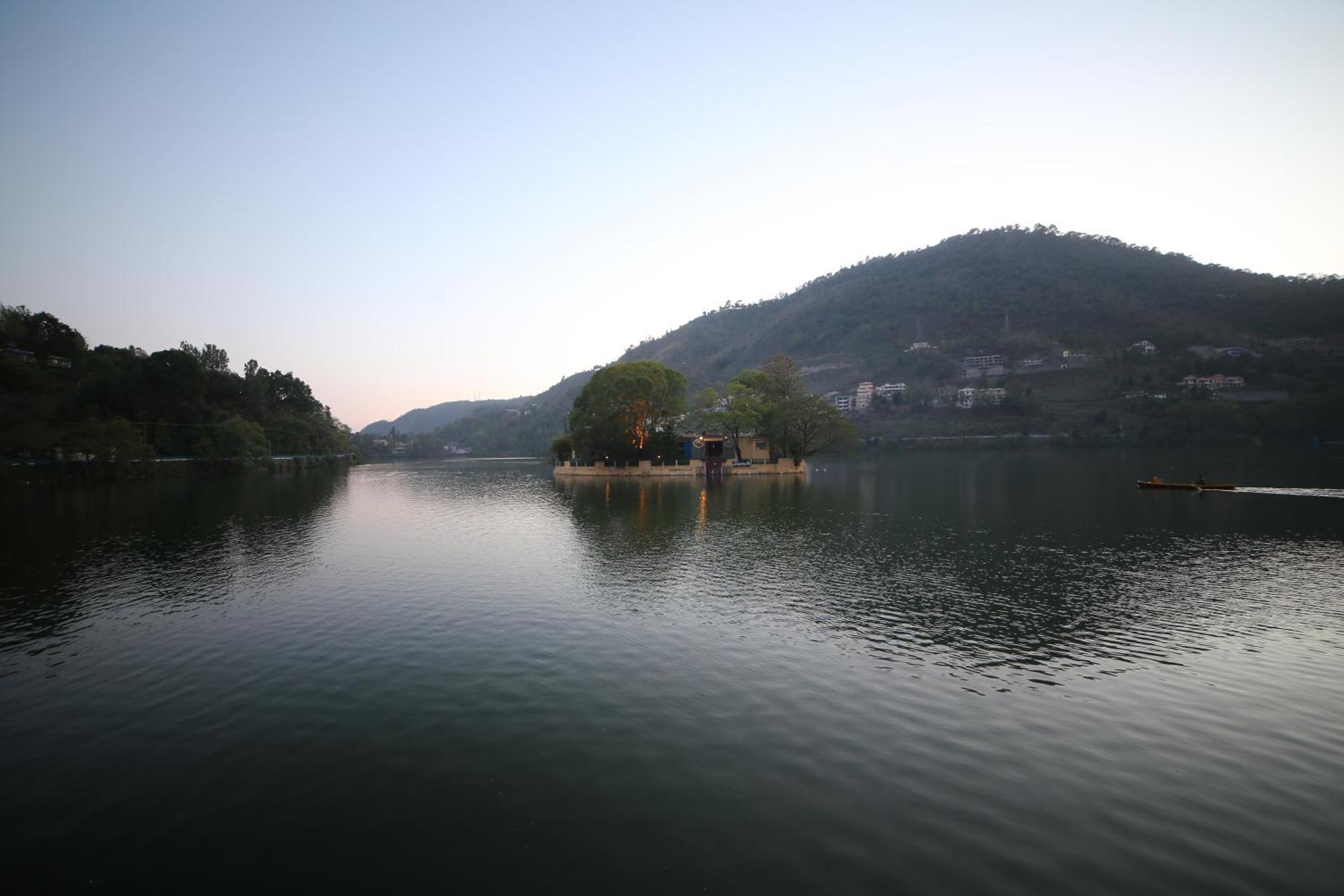 Royal Rosette Lake View Bhimtal Nainital Exterior foto