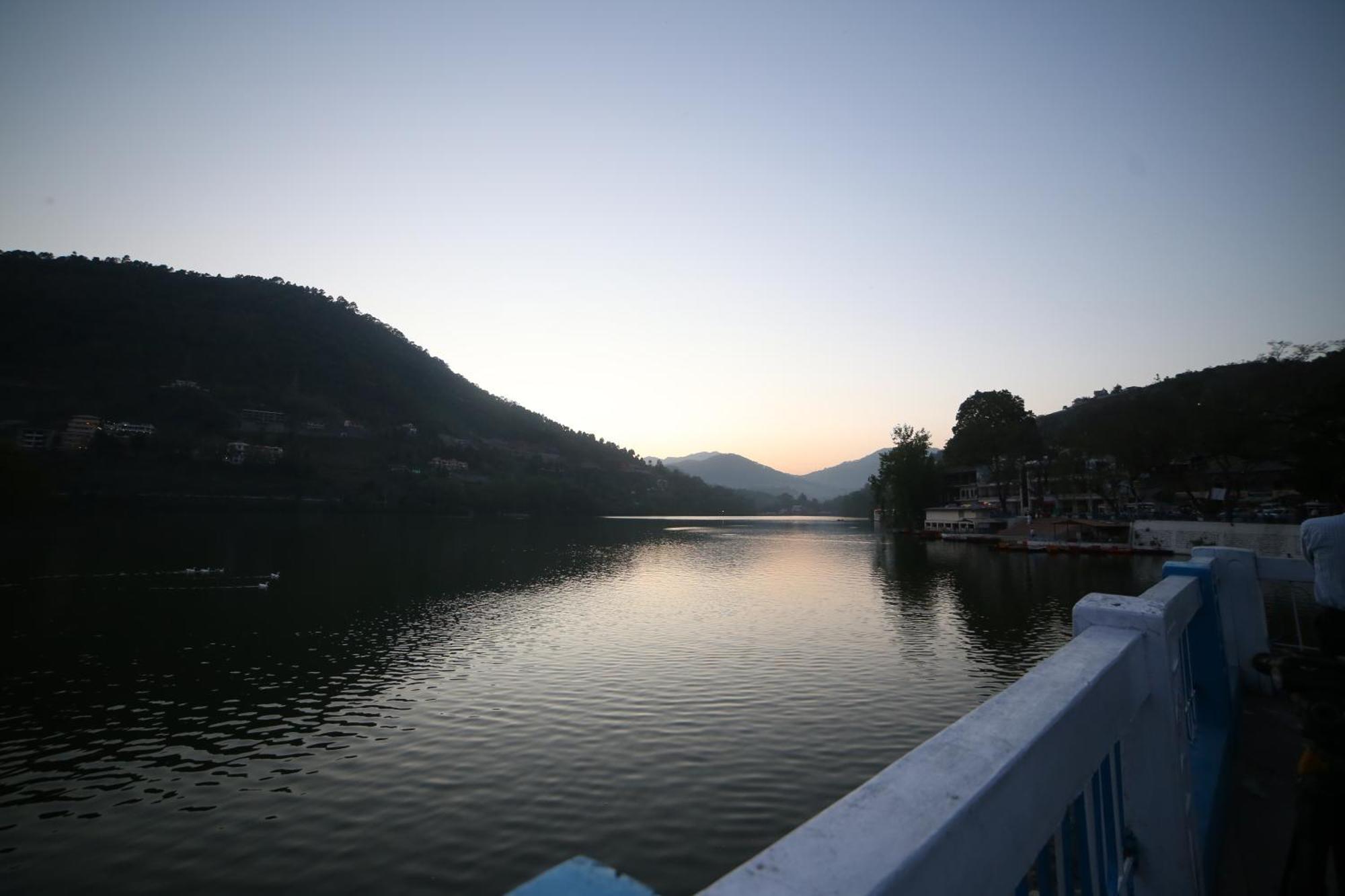 Royal Rosette Lake View Bhimtal Nainital Exterior foto